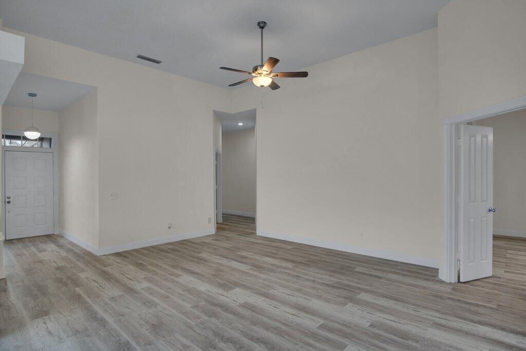 324 NW Bentley Circle, Port Saint Lucie, FL 34986 Photo