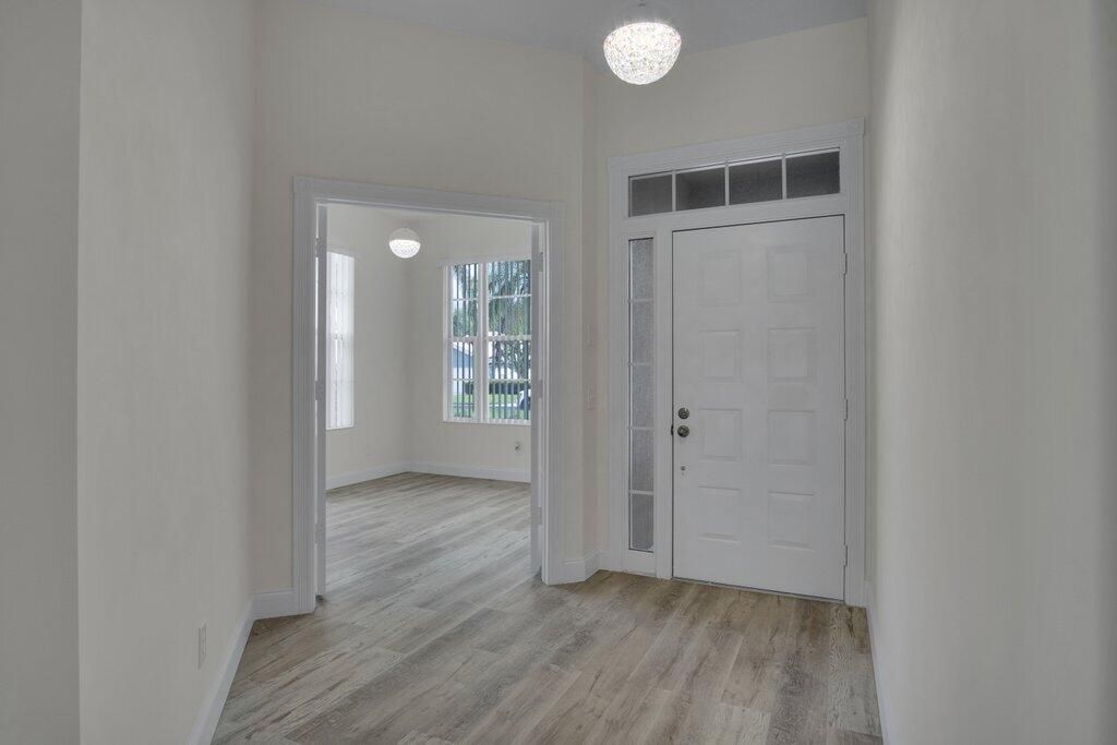 324 NW Bentley Circle, Port Saint Lucie, FL 34986 Photo