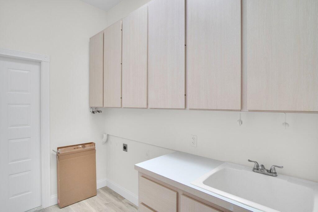 324 NW Bentley Circle, Port Saint Lucie, FL 34986 Photo