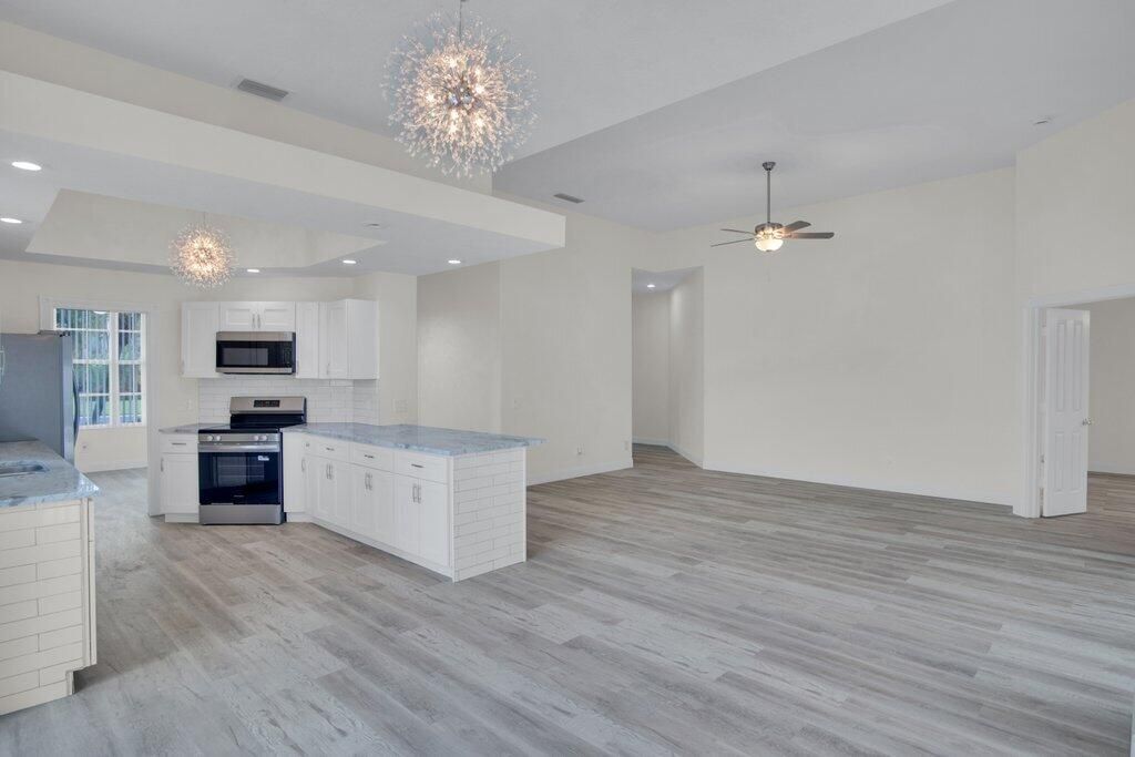 324 NW Bentley Circle, Port Saint Lucie, FL 34986 Photo