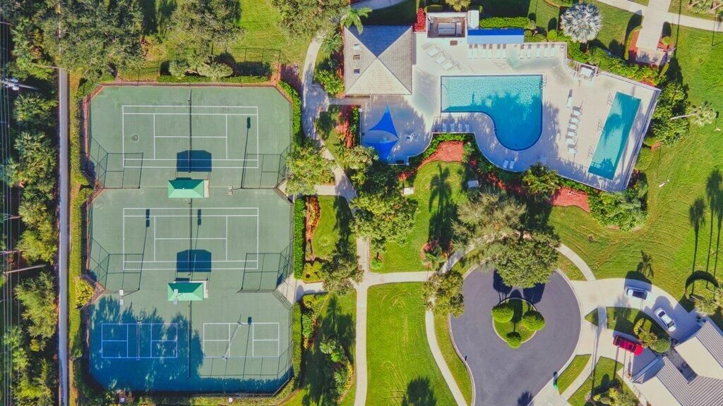 324 NW Bentley Circle, Port Saint Lucie, FL 34986 Photo