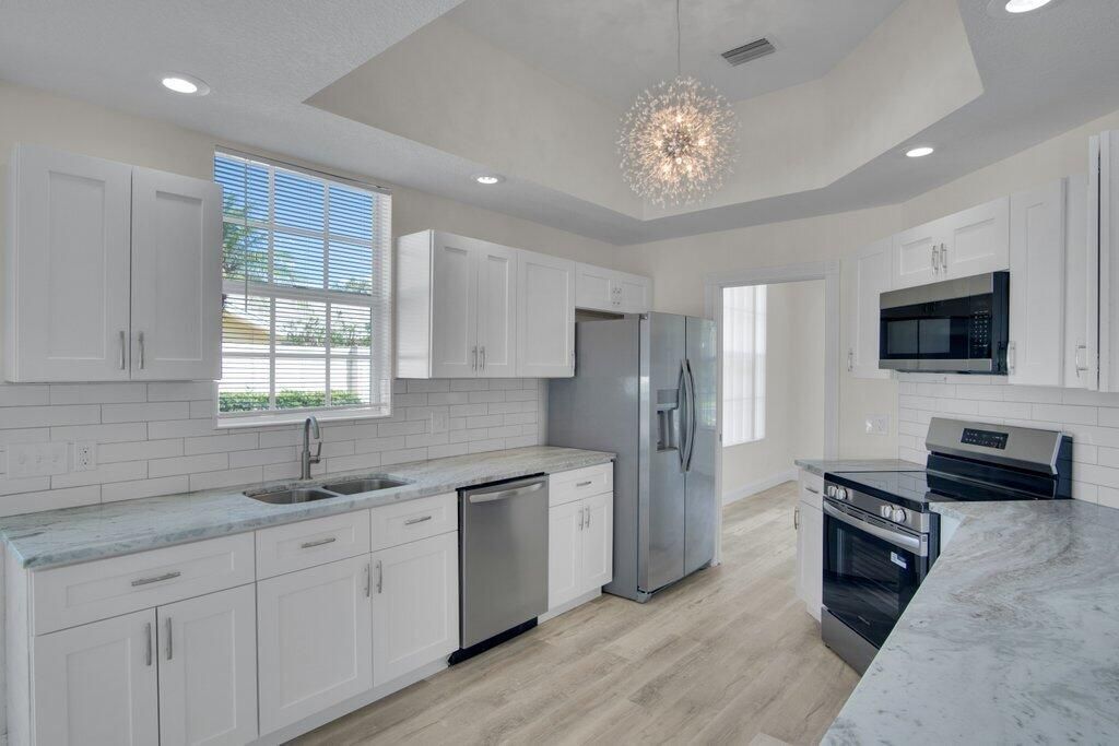 324 NW Bentley Circle, Port Saint Lucie, FL 34986 Photo