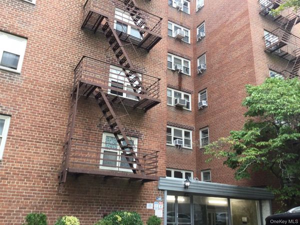 66-10 149th Street, Unit 4D, Flushing, NY 11367