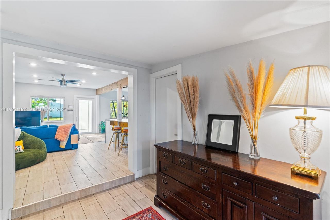 2447 Wilson St, Hollywood, FL 33020 Photo