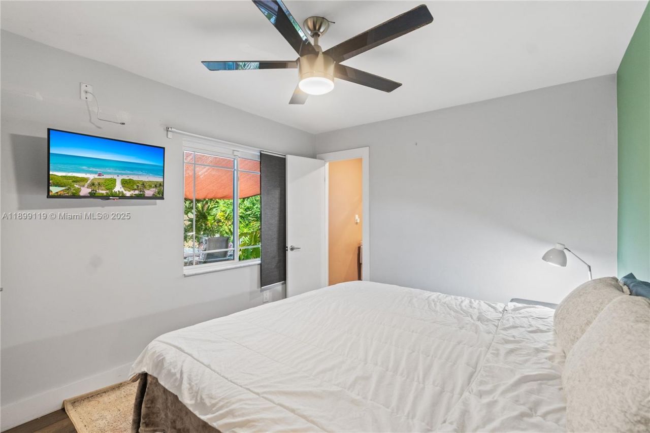 2447 Wilson St, Hollywood, FL 33020 Photo