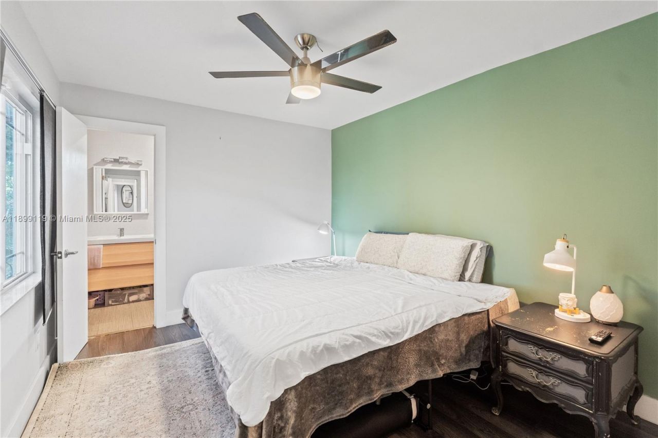 2447 Wilson St, Hollywood, FL 33020 Photo