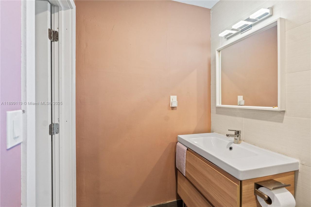 2447 Wilson St, Hollywood, FL 33020 Photo