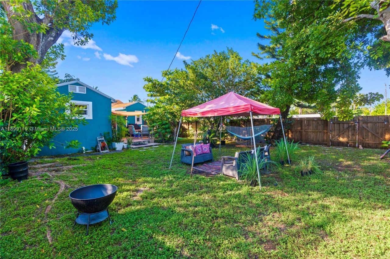 2447 Wilson St, Hollywood, FL 33020 Photo