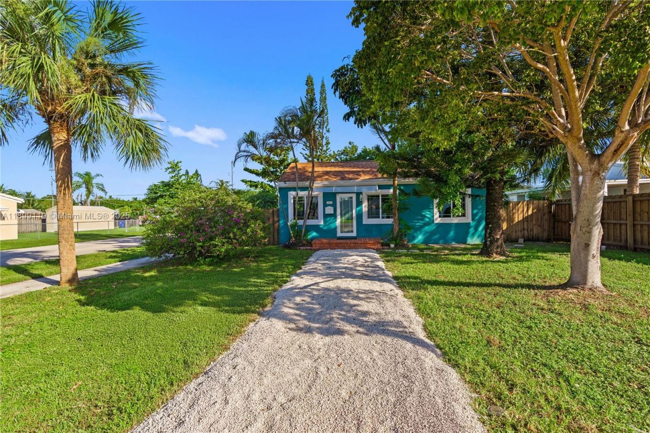 2447 Wilson St, Hollywood, FL 33020 Photo