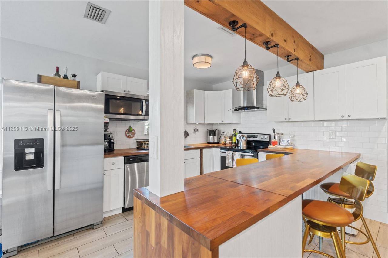 2447 Wilson St, Hollywood, FL 33020 Photo