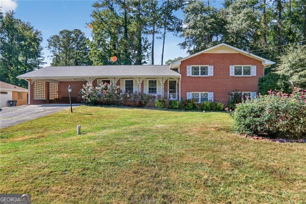 3553 Carriage Way, East Point, GA 30344 Main Photo