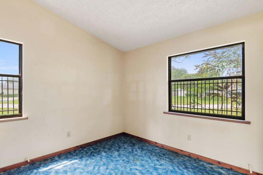 398 SW Ray Avenue, Port Saint Lucie, FL 34983 Photo