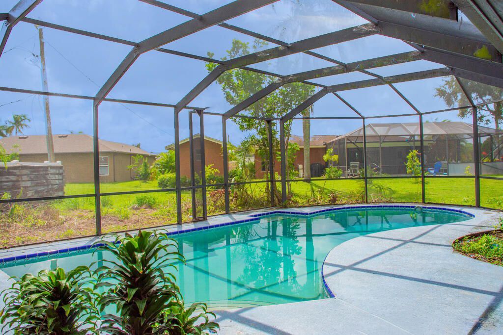 398 SW Ray Avenue, Port Saint Lucie, FL 34983 Photo