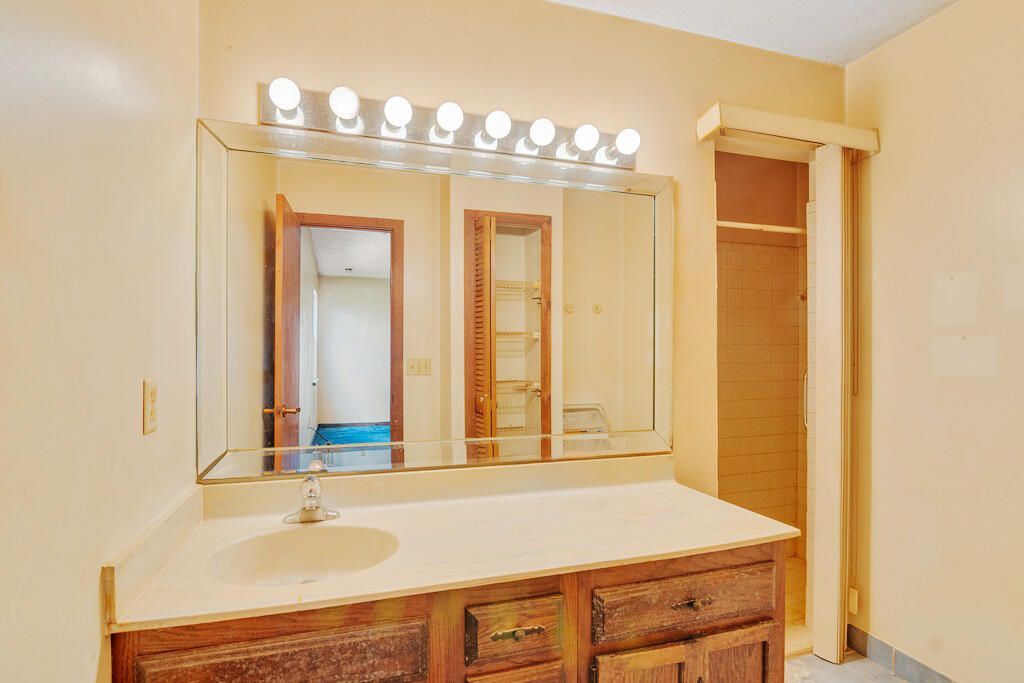 398 SW Ray Avenue, Port Saint Lucie, FL 34983 Photo