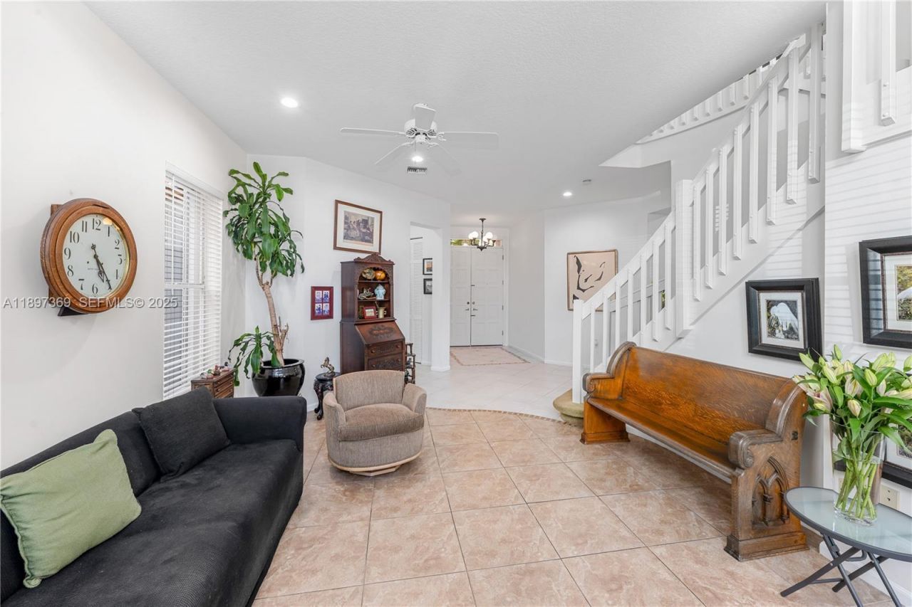 3699 NE 208th Ter, Aventura, FL 33180 Photo