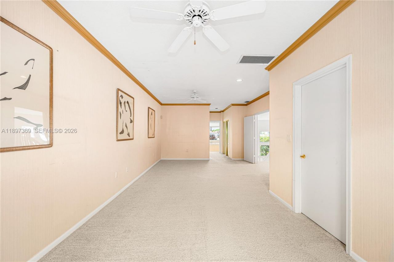 3699 NE 208th Ter, Aventura, FL 33180 Photo