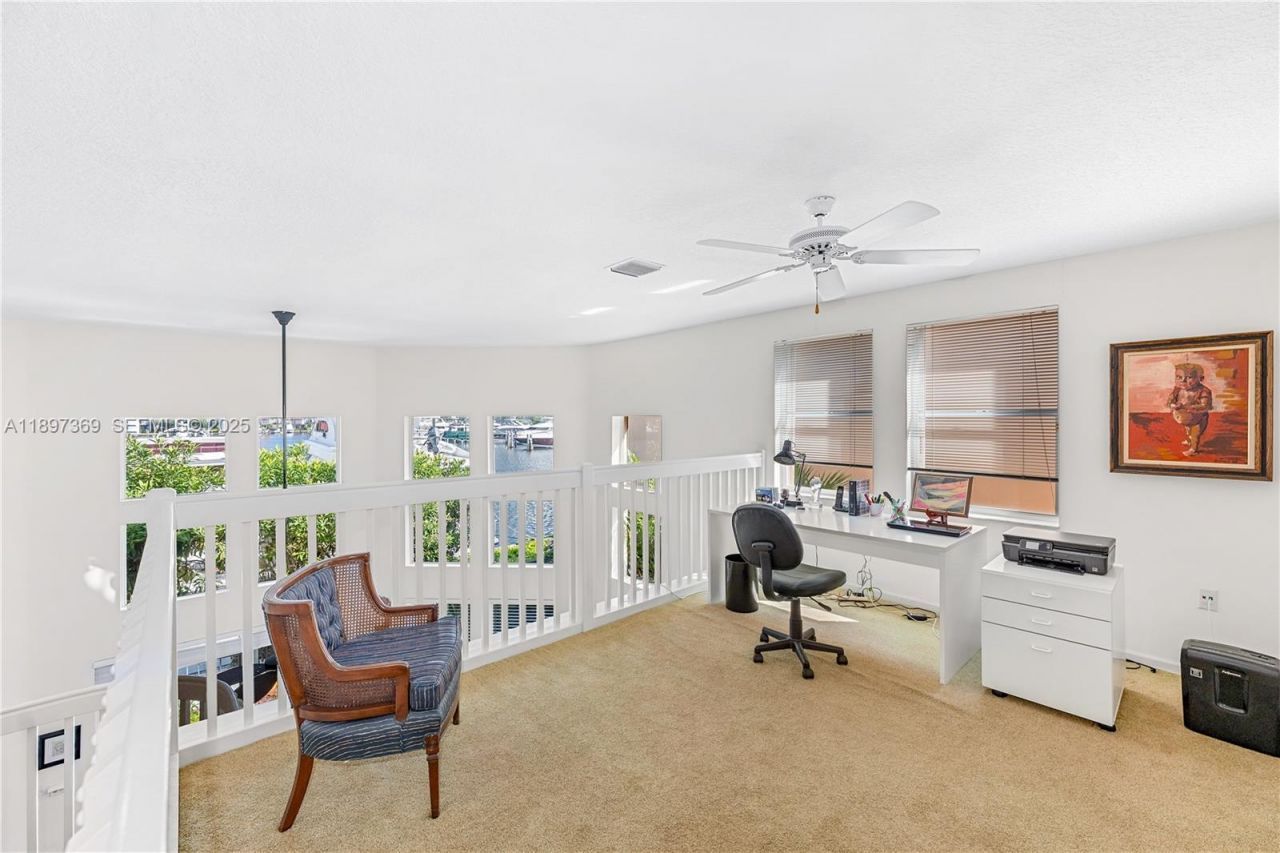 3699 NE 208th Ter, Aventura, FL 33180 Photo