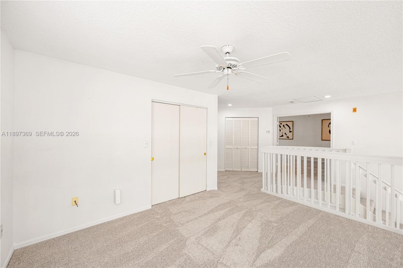 3699 NE 208th Ter, Aventura, FL 33180 Photo