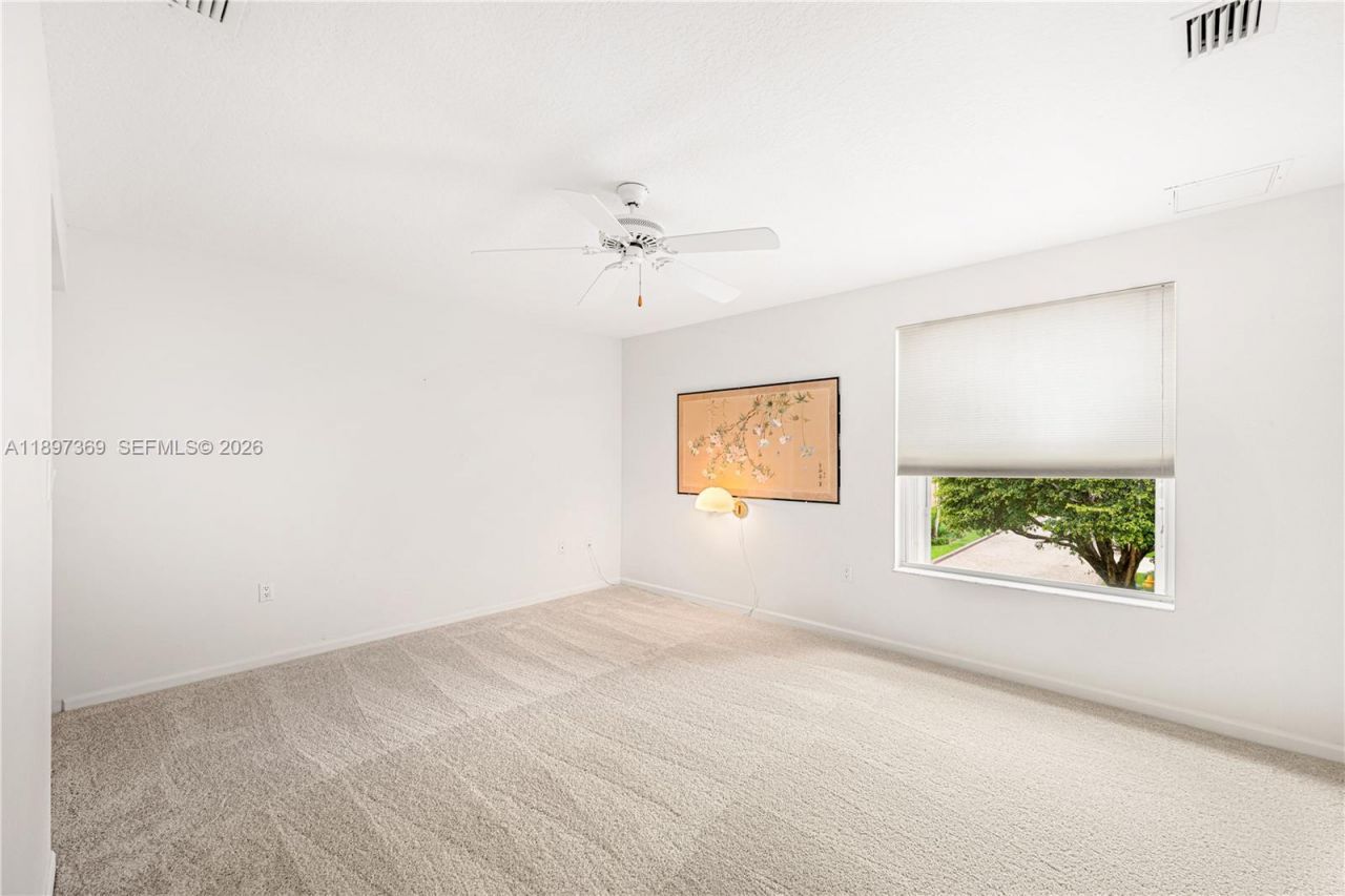 3699 NE 208th Ter, Aventura, FL 33180 Photo