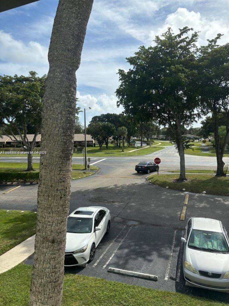 1001 Green Pine Blvd, Unit H2, West Palm Beach, FL 33409 Photo