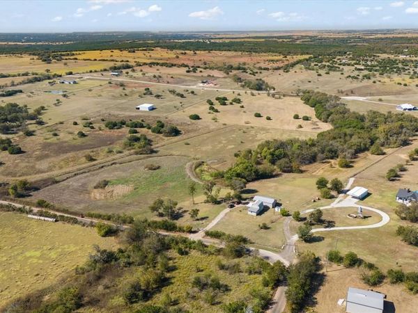 224 Hcr 1114, Blum, TX 76627