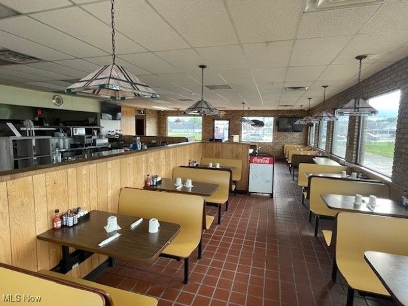 3020 Harrisburg Road NE, Canton, OH 44705 Photo 7