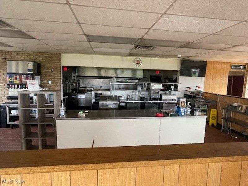 3020 Harrisburg Road NE, Canton, OH 44705 Photo 8