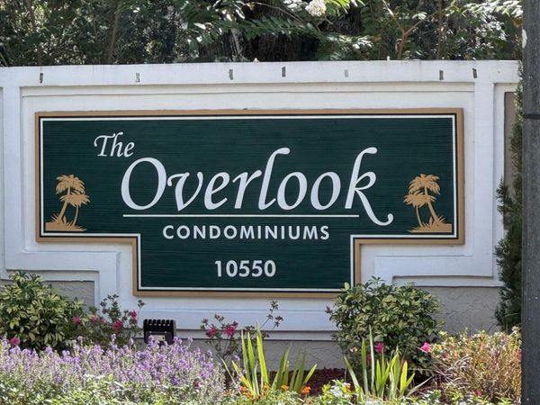 10550 BAYMEADOWS Road, Unit 512, Jacksonville, FL 32256