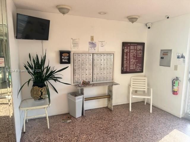 4140 NW 44th Ave, Unit 413, Lauderdale Lakes, FL 33319 Photo