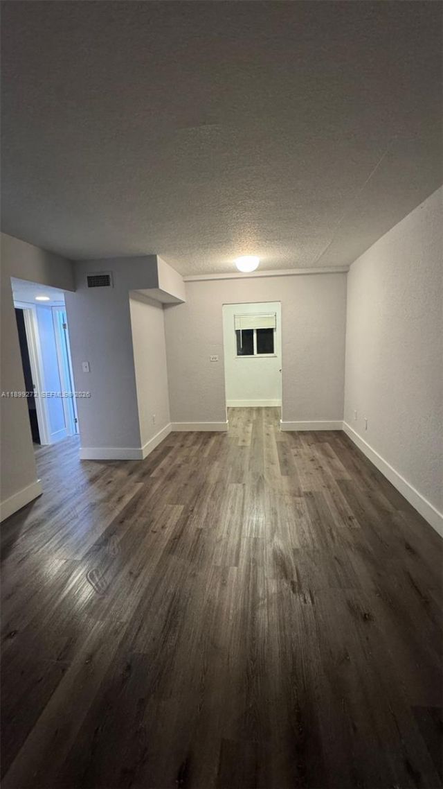 2330 NW 11th St, Unit 46, Miami, FL 33125 Photo