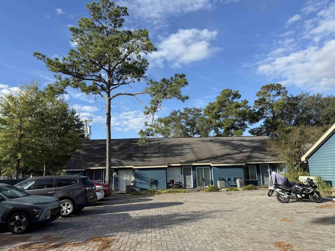 505 63rd Ave. N Photo 2