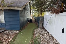 505 63rd Ave. N photo 4