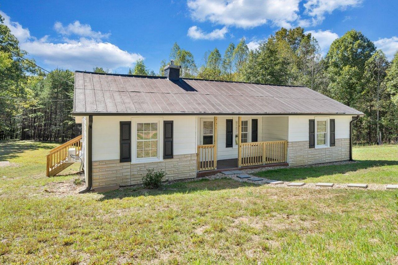 6510 Morgan Ford Rd, Ridgeway, VA 24148 Main Photo