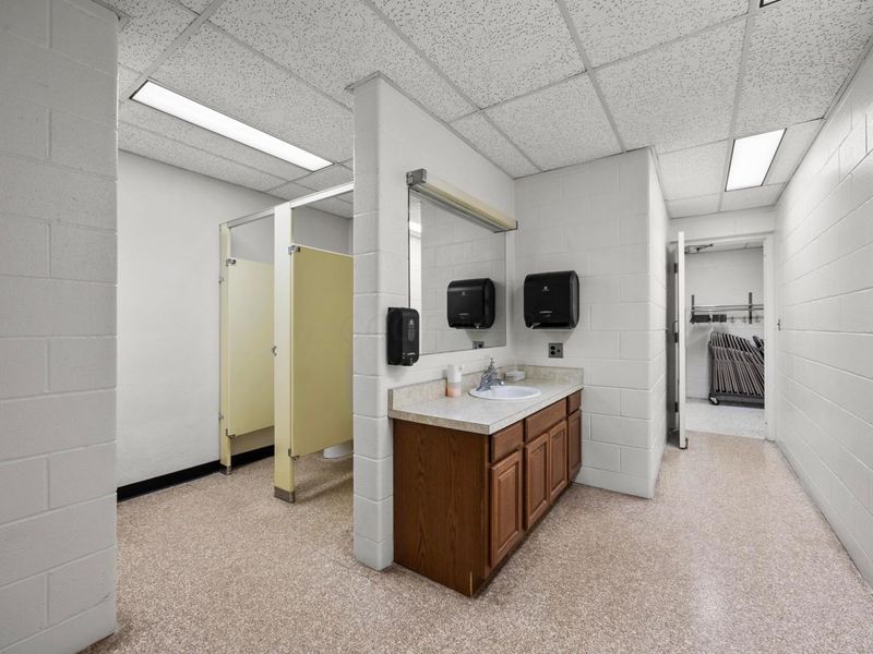 8 W Maple Street , North Lewisburg, OH 43060 Photo 23