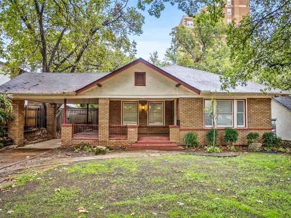 2303 Mistletoe Drive, Fort Worth, TX 76110