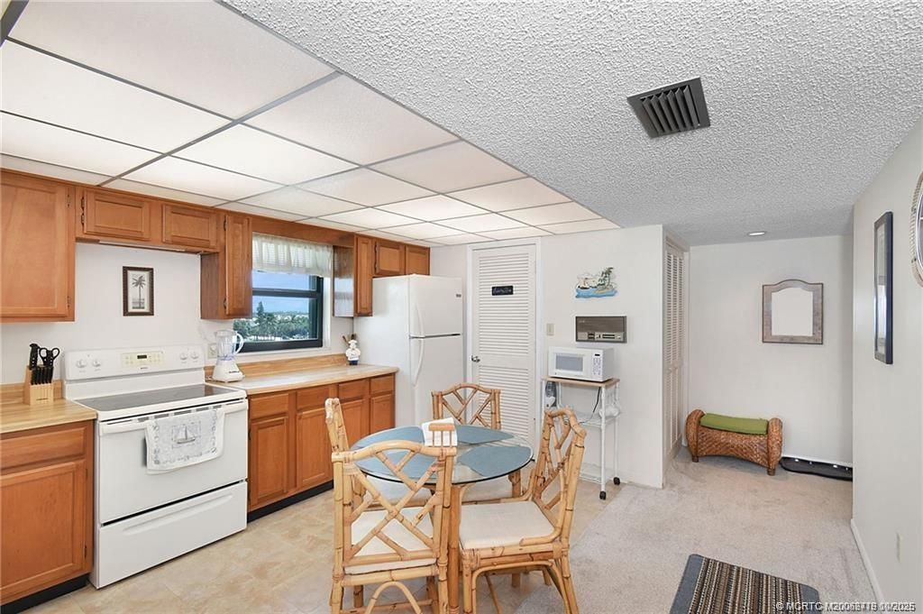 10200 S Ocean Drive, Unit 510, Jensen Beach, FL 34957 Photo