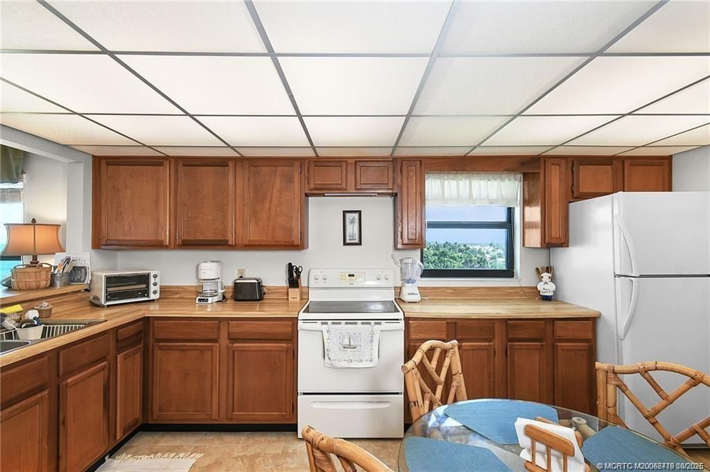 10200 S Ocean Drive, Unit 510, Jensen Beach, FL 34957 Photo