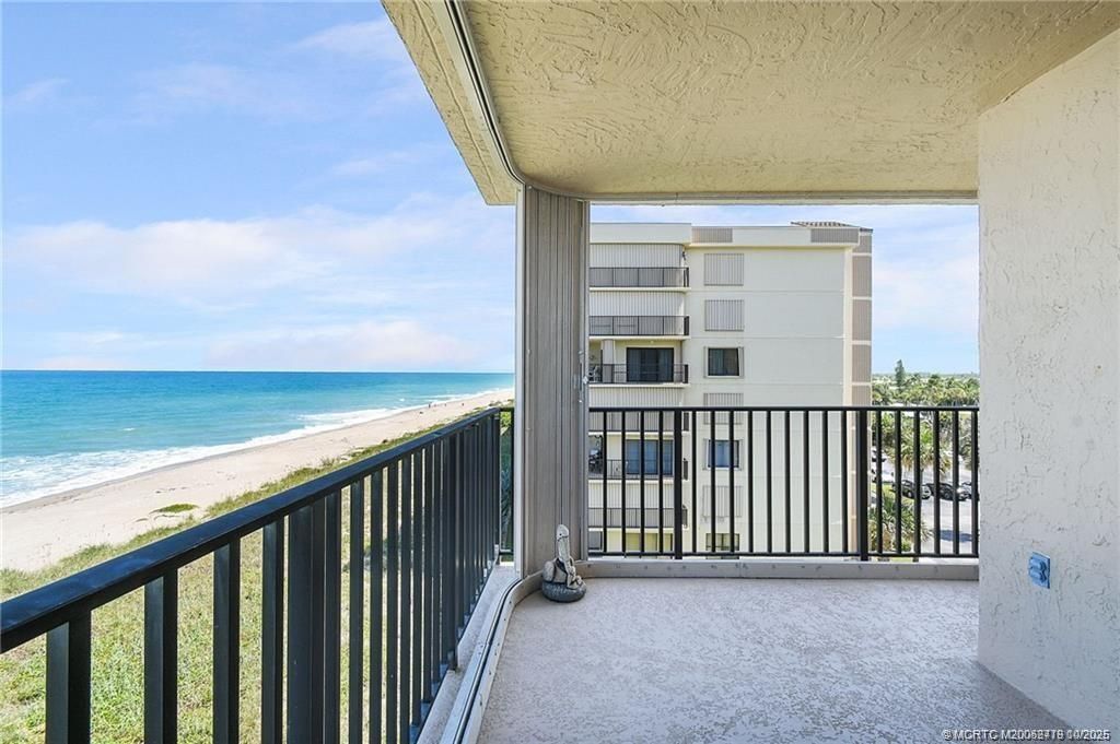 10200 S Ocean Drive, Unit 510, Jensen Beach, FL 34957 Photo
