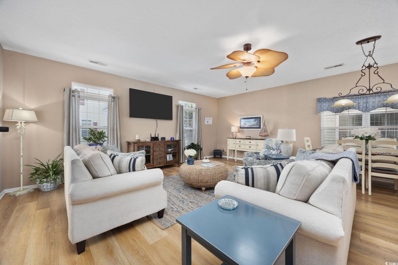 21 Palmas Dr. Photo 10