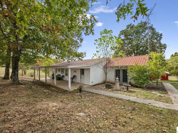 802 Sandstone Ridge Road , Bonnieville, KY 42713