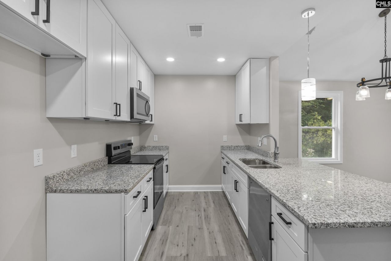 4912 Woodbrier St Photo 9