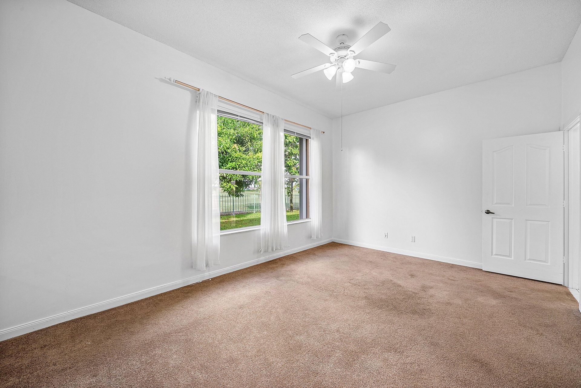 1115 Gator Trail, West Palm Beach, FL 33409 Photo