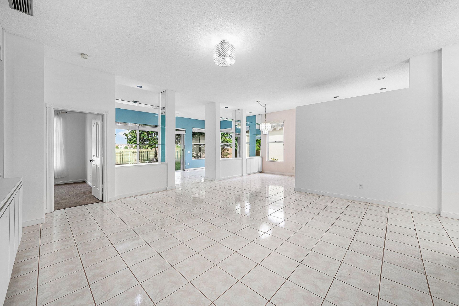 1115 Gator Trail, West Palm Beach, FL 33409 Photo