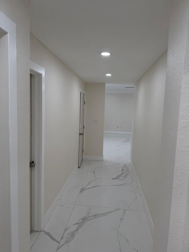 6410 NW Miami Court, Miami, FL 33150 Photo