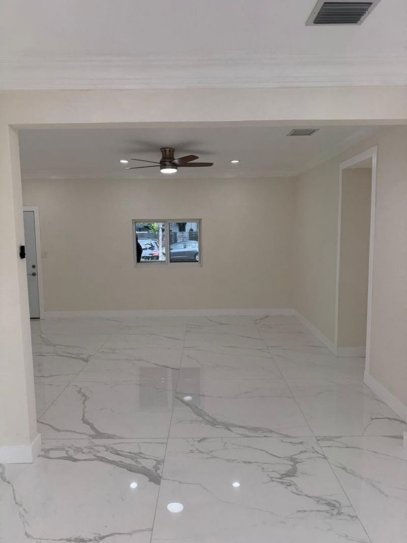 6410 NW Miami Court, Miami, FL 33150 Photo