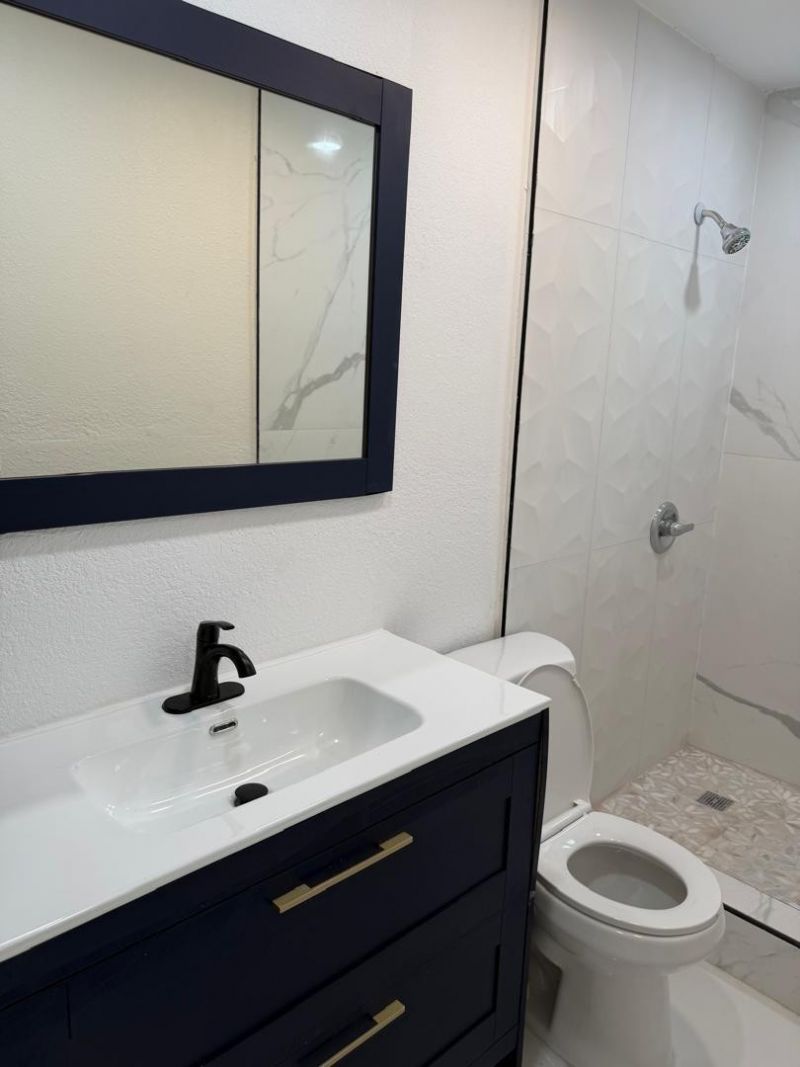 6410 NW Miami Court, Miami, FL 33150 Photo