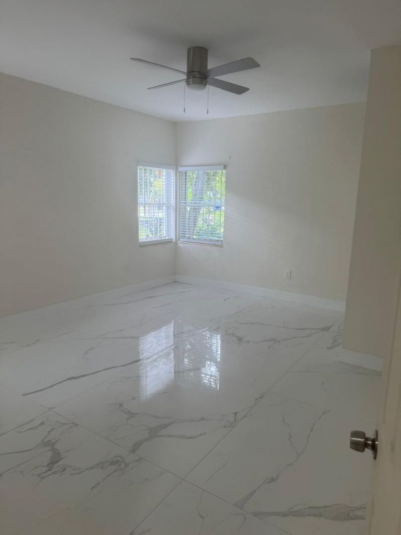 6410 NW Miami Court, Miami, FL 33150 Photo