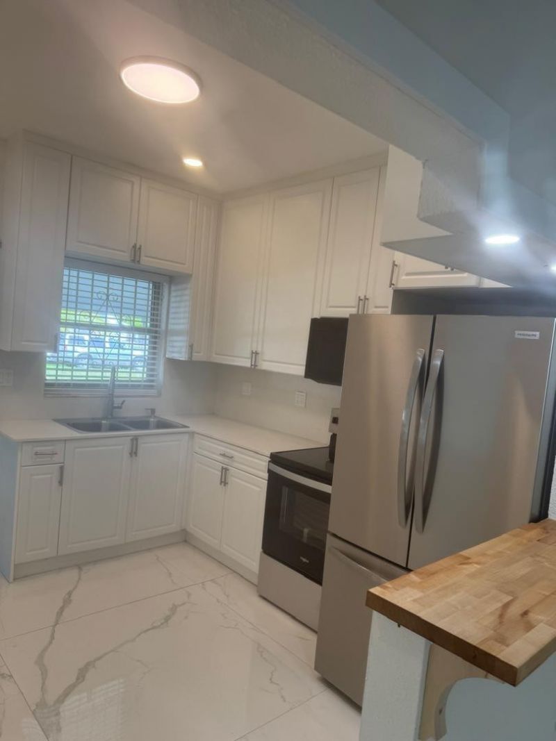 6410 NW Miami Court, Miami, FL 33150 Photo