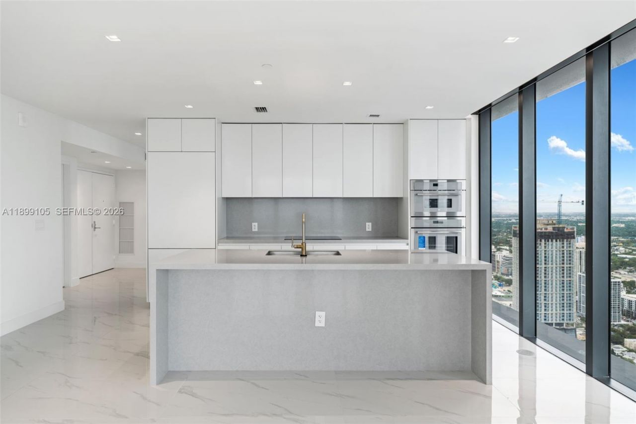 700 NE 24th St, Unit 5401, Miami, FL 33137 Photo