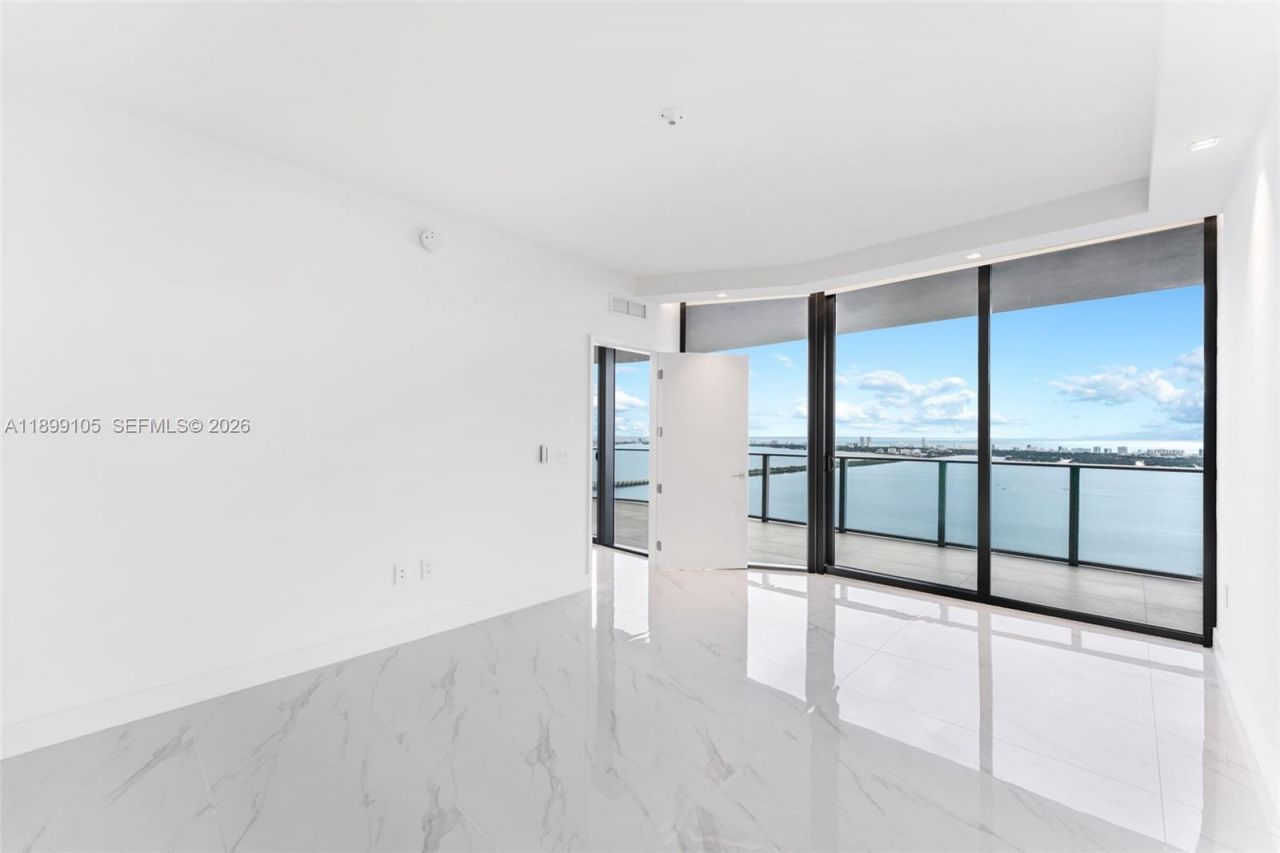 700 NE 24th St, Unit 5401, Miami, FL 33137 Photo
